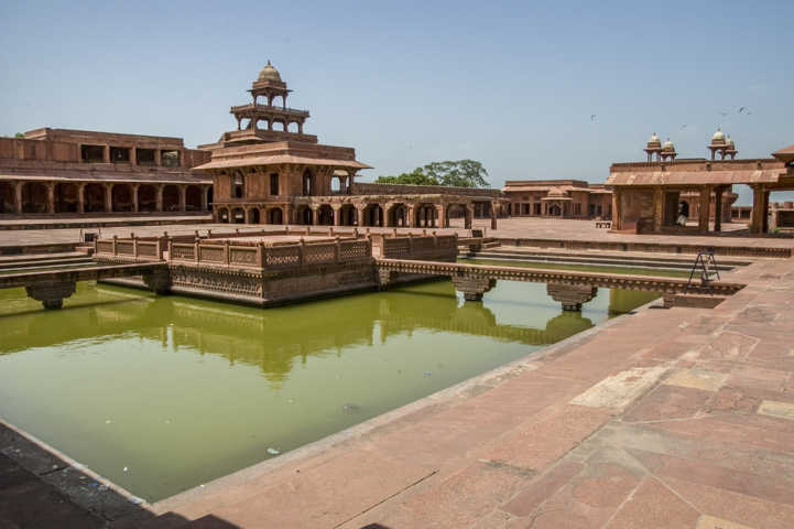 48 - India - Fatehpur Sikri - piscina ornamental Anup Talao